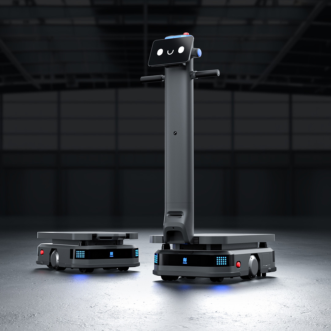 Zwei PUDU T600 Transportroboter in einer Lagerhalle